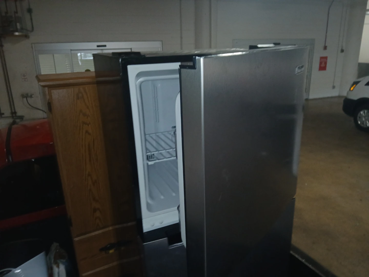 Refrigerator 60 inch tall working good - photo 4