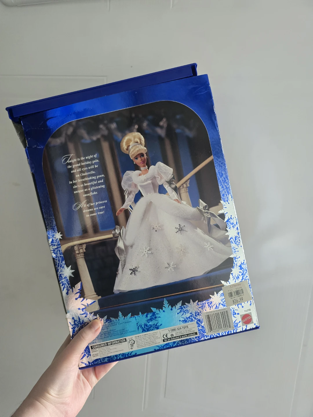 Mattel Walt Disney's Cinderella Holiday Princess Doll - photo 2
