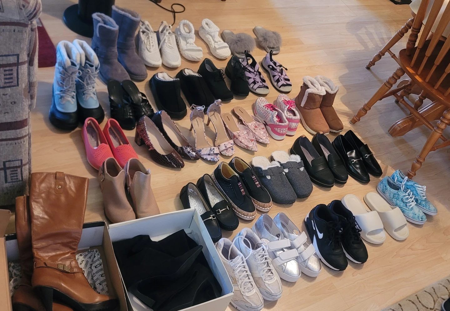 Mixed Lot of Women's Shoes
