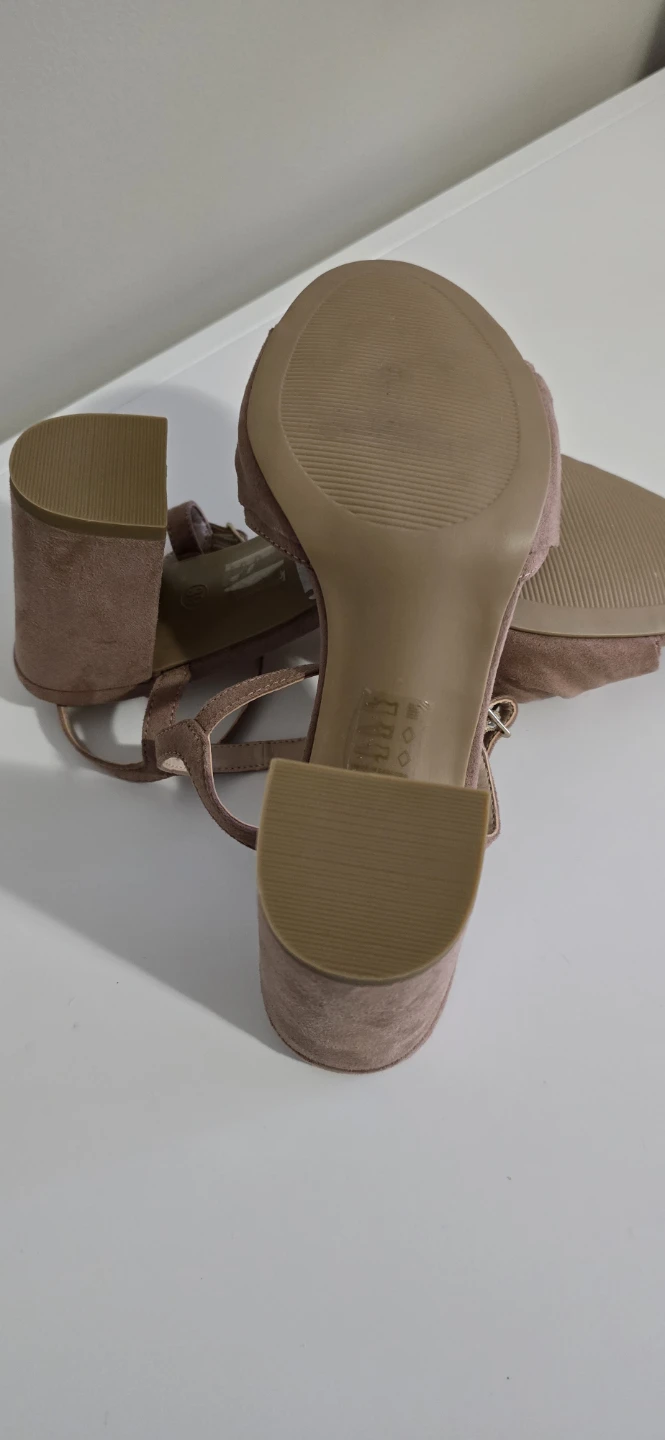 Le Château Women's Suede Bow Heels - Taupe Size 39 - photo 3