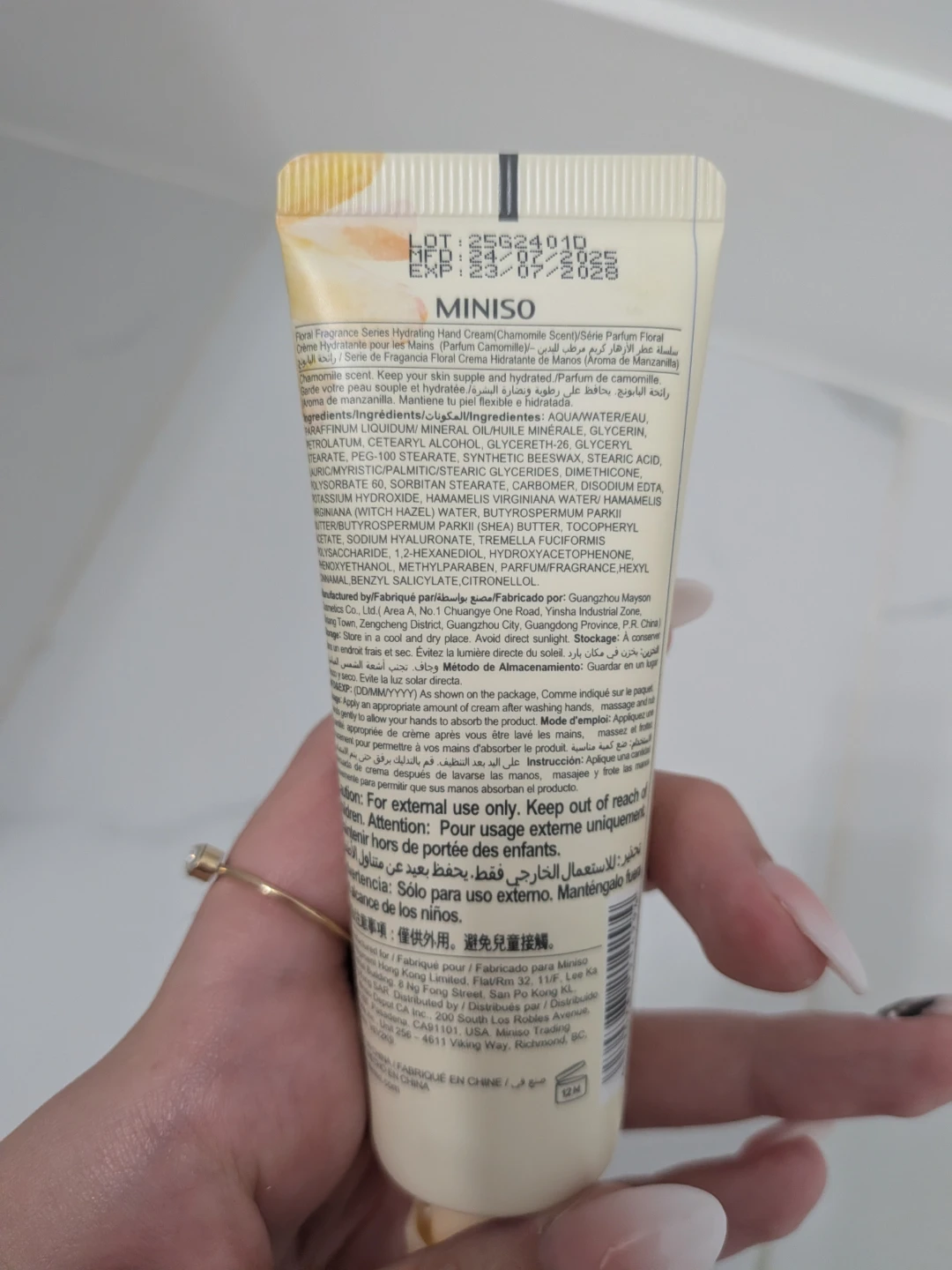 MINISO Floral Fragrance Series Hydrating Hand Cream - Chamomile - photo 2