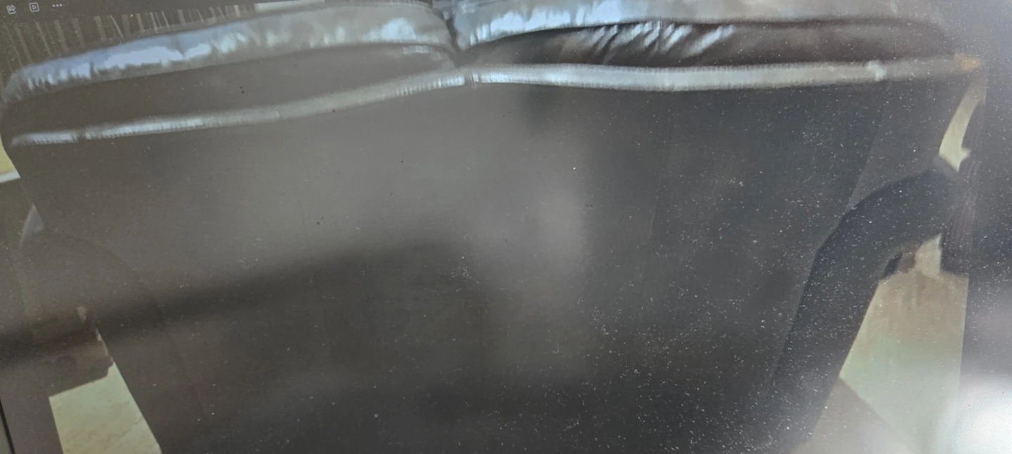 Heavy Leather loveseat - photo 2