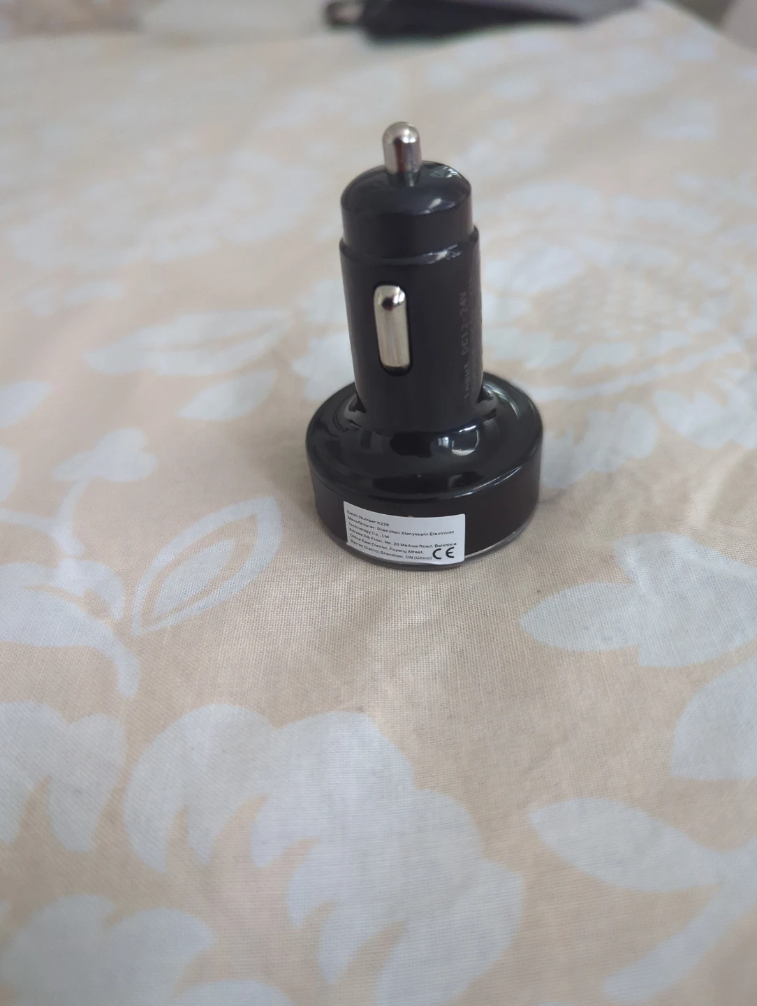 Multi-Port Car Charger with 2 USB-C and 2 USB-A Ports - photo 2