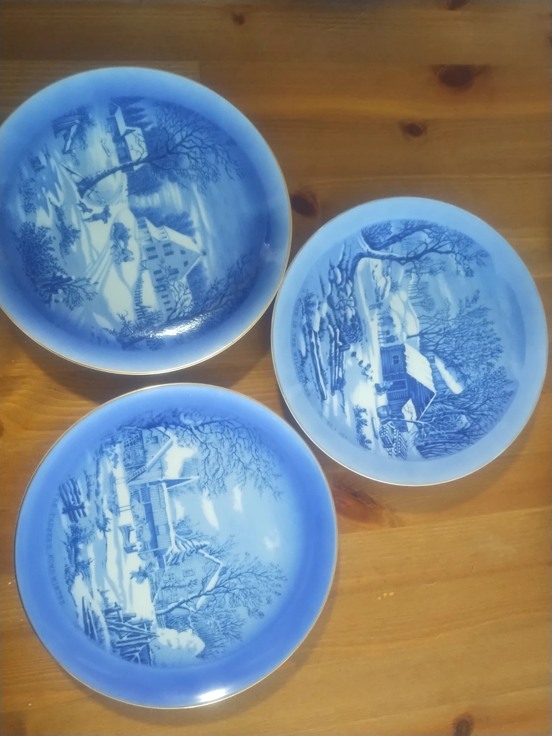 Currier & Ives Decorative Plate Collection