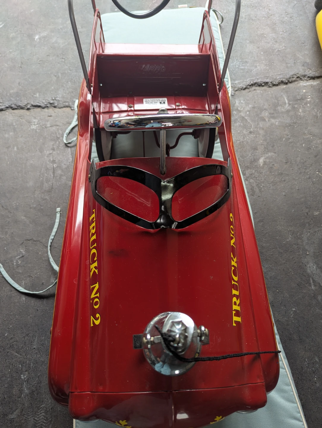 Red Volunteer Fire Dept. Pedal Car - photo 4
