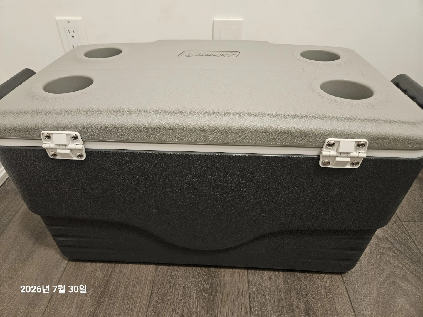 Coleman 44L Chest Cooler - photo 4