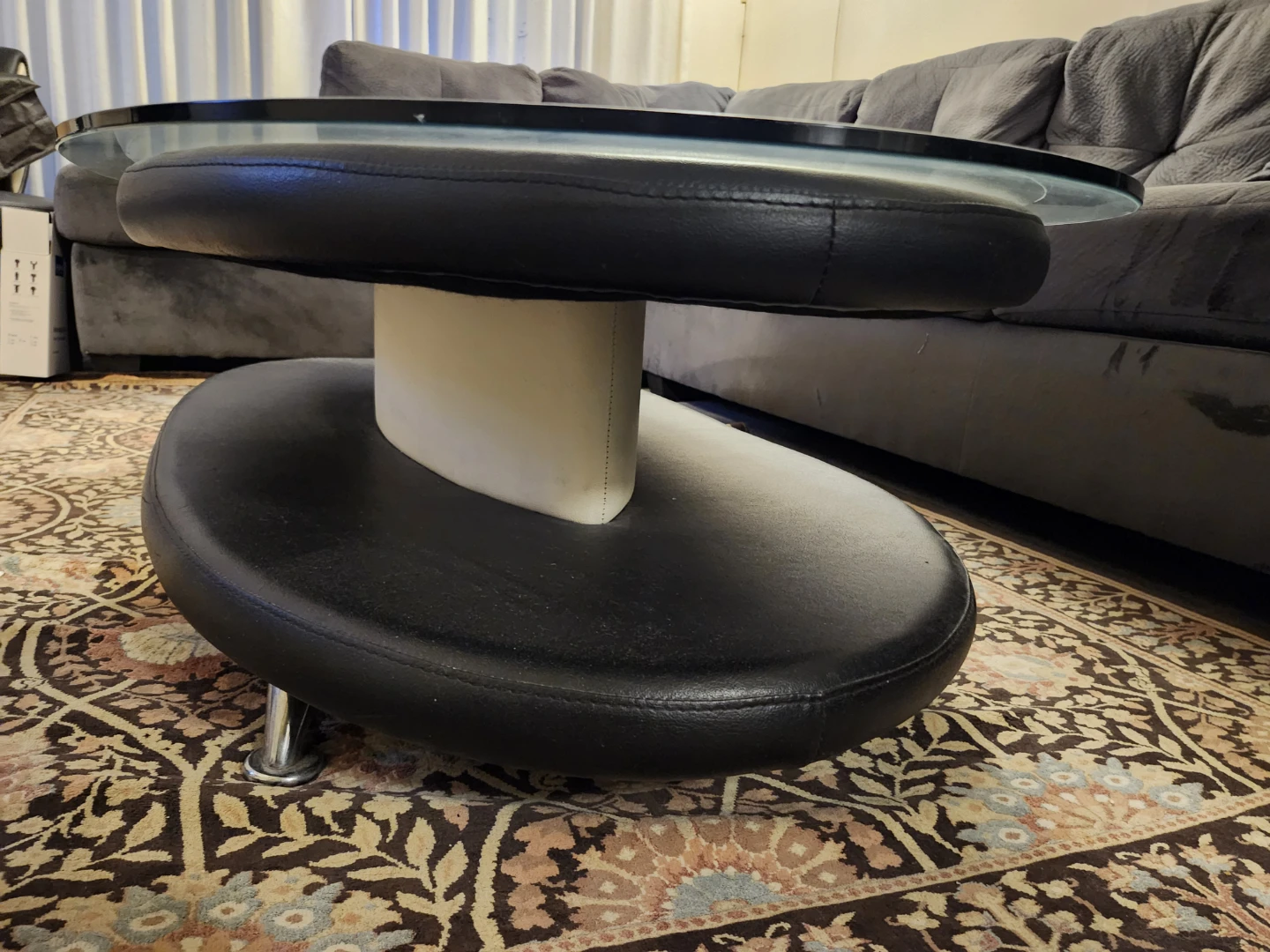 Oval Glass Coffee Table with Black Base - photo 4