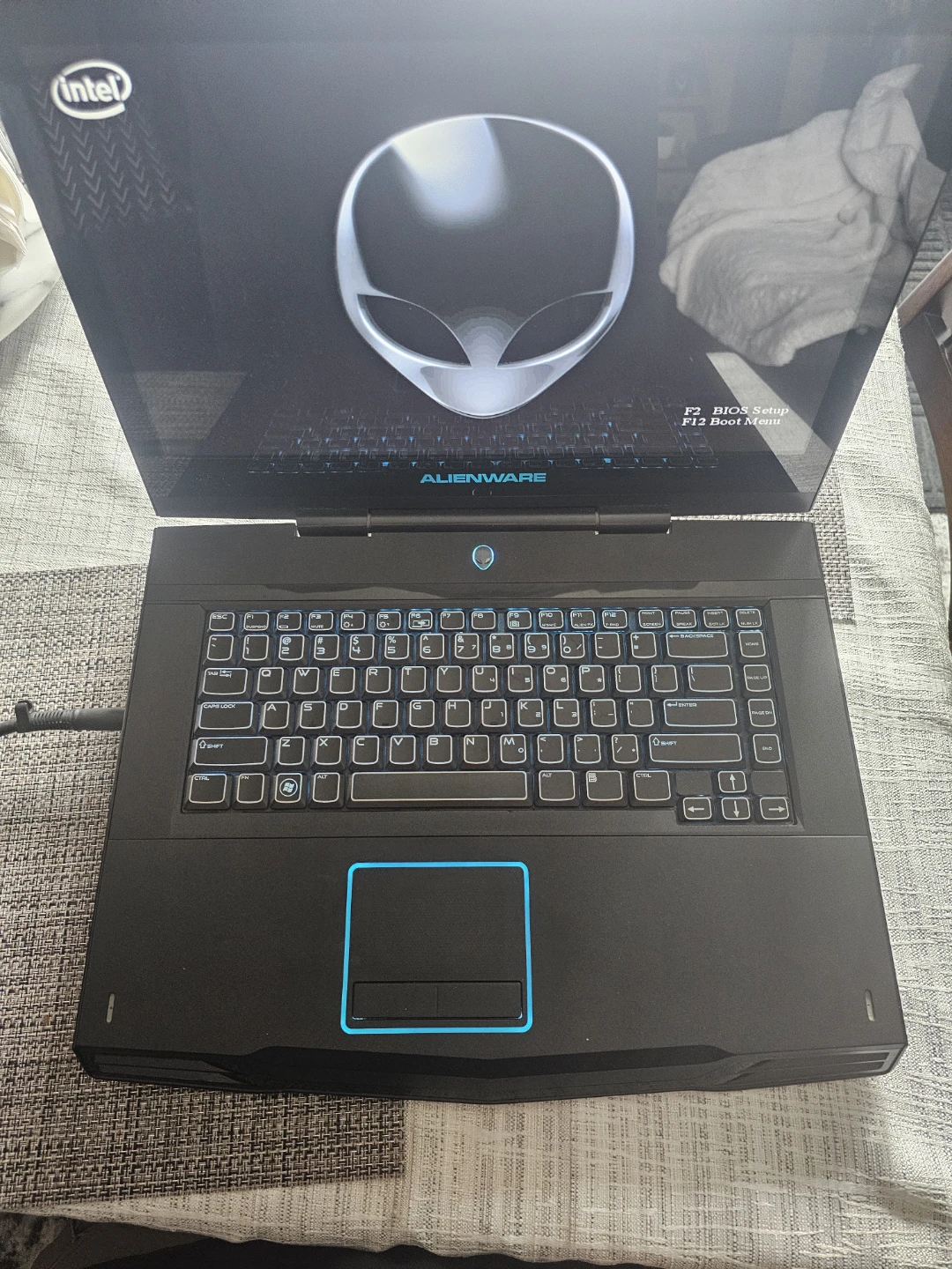 Alienware MX15 Laptop - photo 3