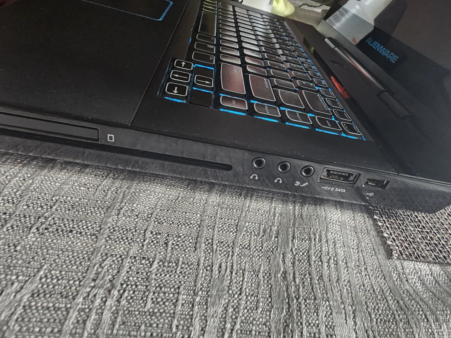 Alienware MX15 Laptop - photo 5