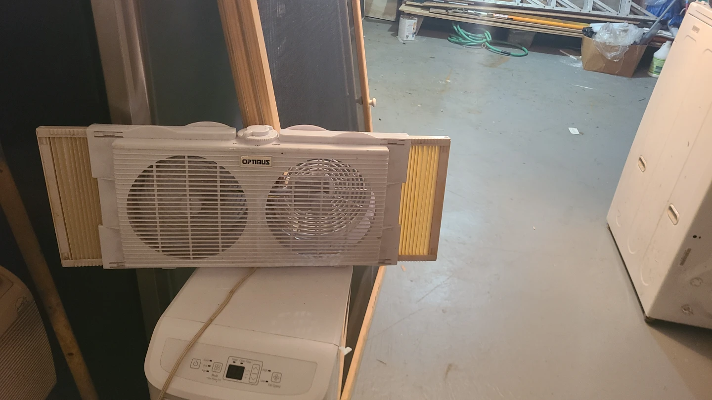 Optimus 2-Fan Window Fan - photo 4