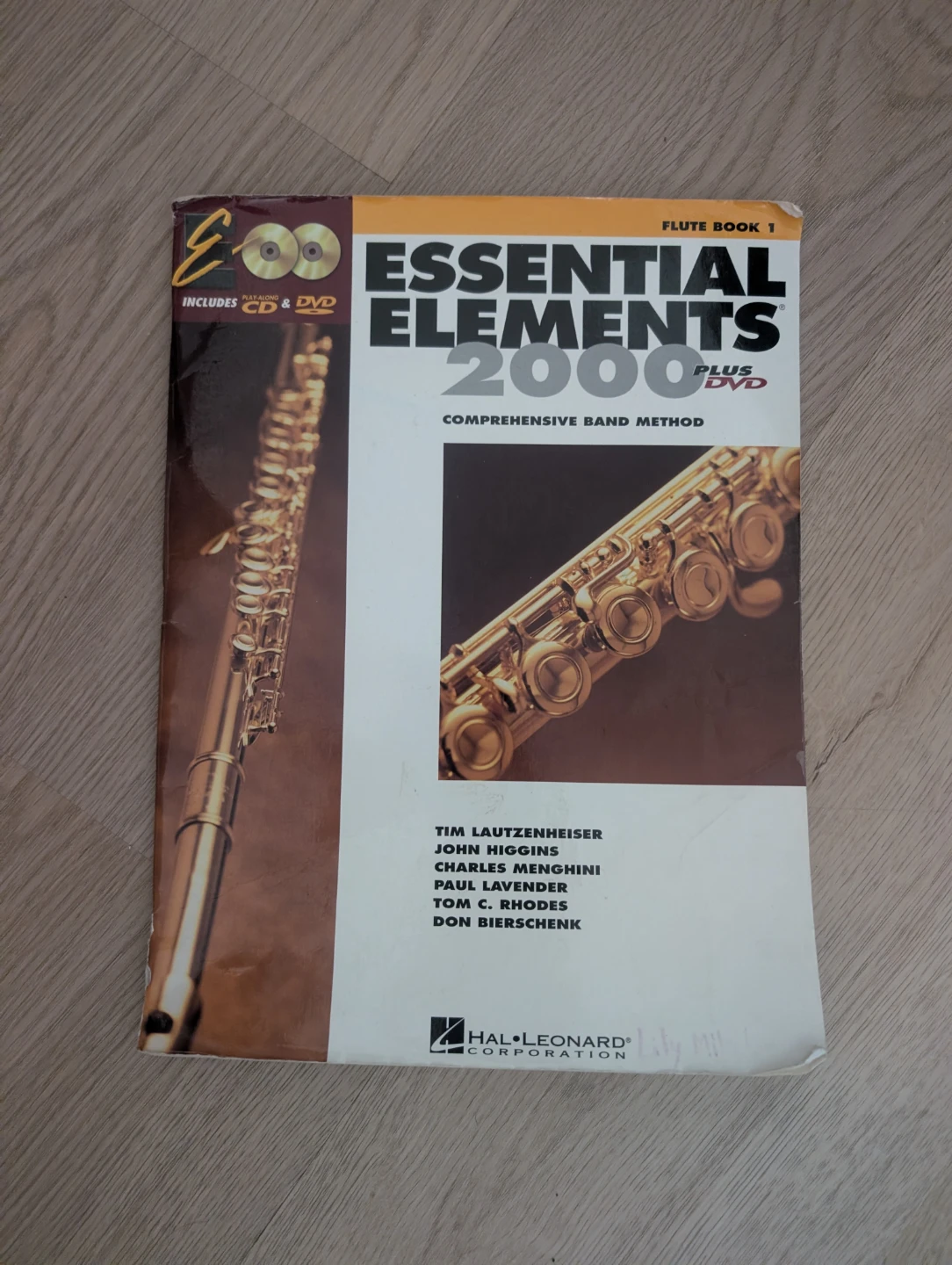 Essential Elements 2000 Flute Book 1 with CD and DVD
