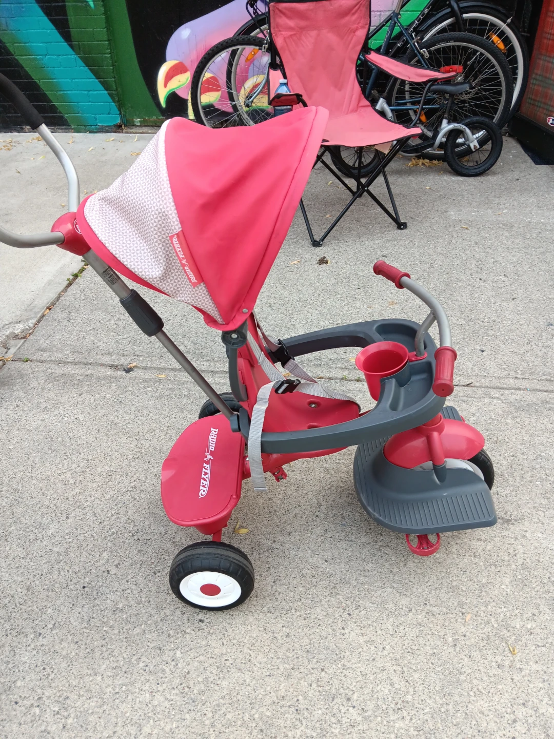 Radio Flyer Tricycle - photo 2
