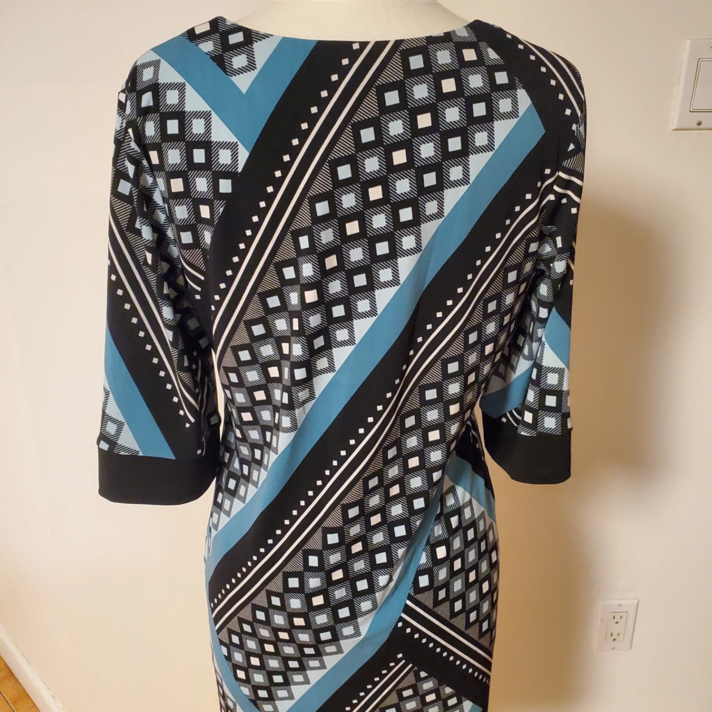 Women's Geometric Print Dress - photo 2