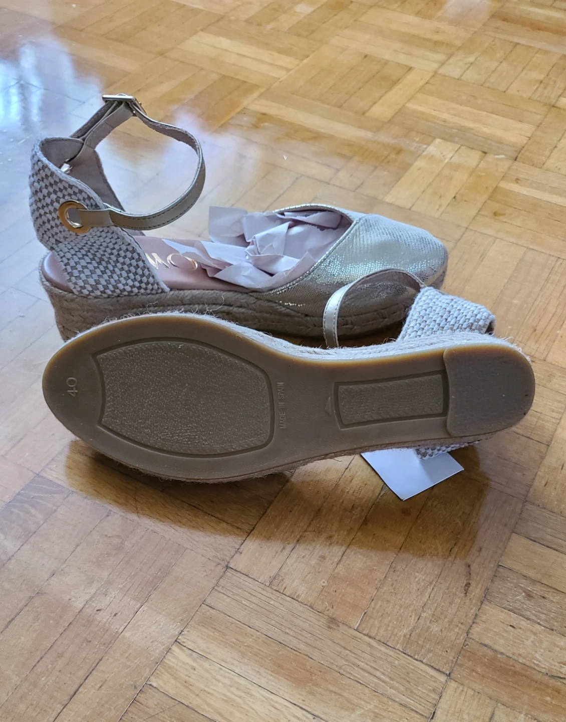 Women's Sandal - sz 10 (but fits like a size 9) - photo 5