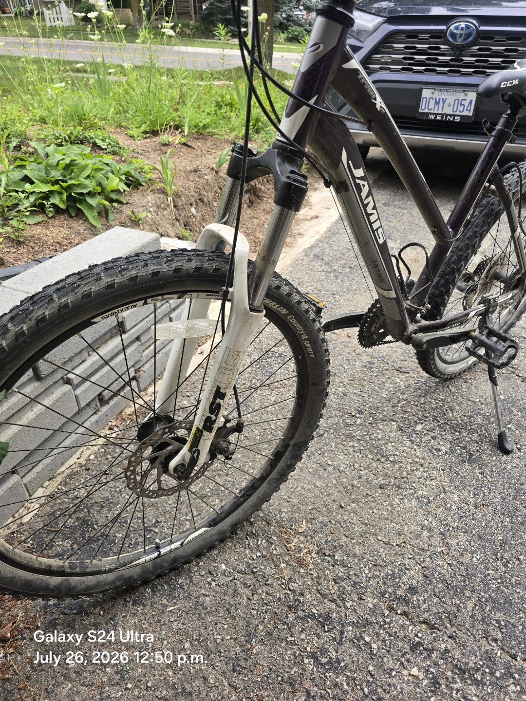 Womens Jamis Mountain Bike - photo 2