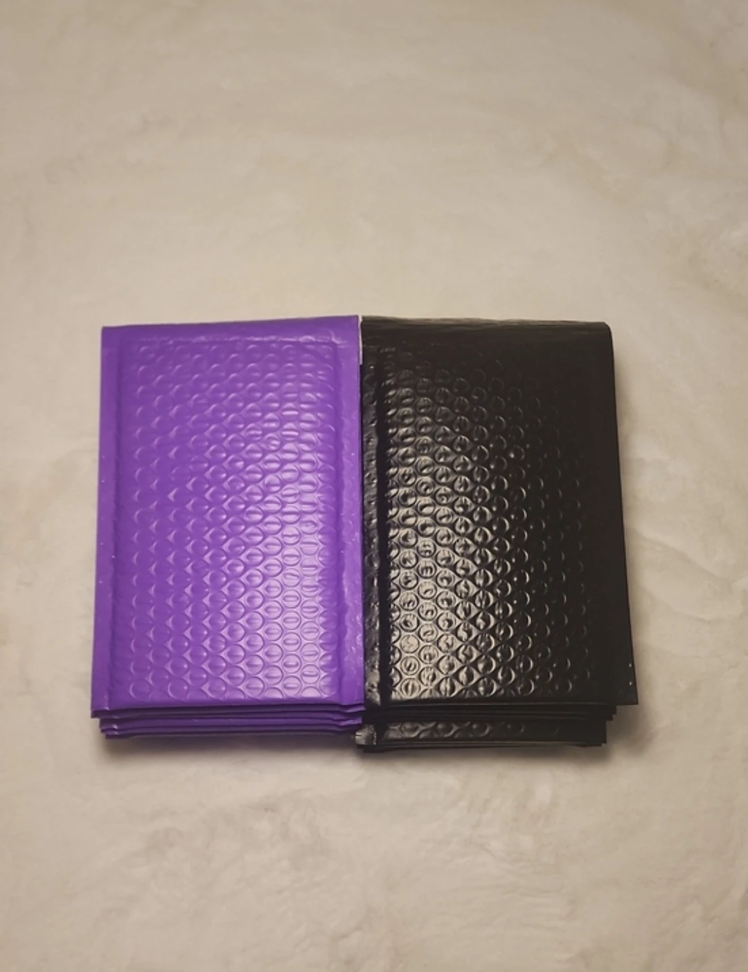 Bubble Mailers Self-Seal 30PC Black & Purple 5"×9" - New