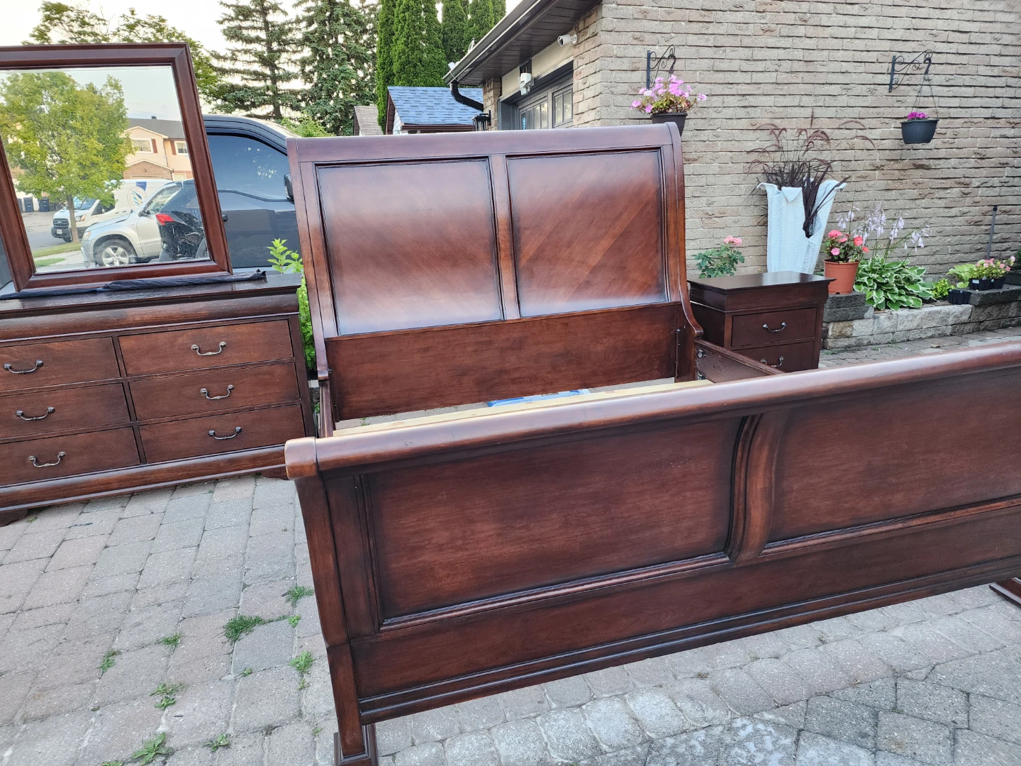 Dark Wood Sleigh Bed Frame with Dresser and Nightstand - photo 4