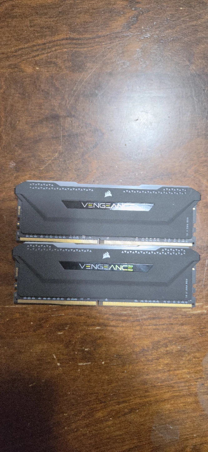 32gb 16x2 Corsair Vengeance DDR4 RAM. - photo 2