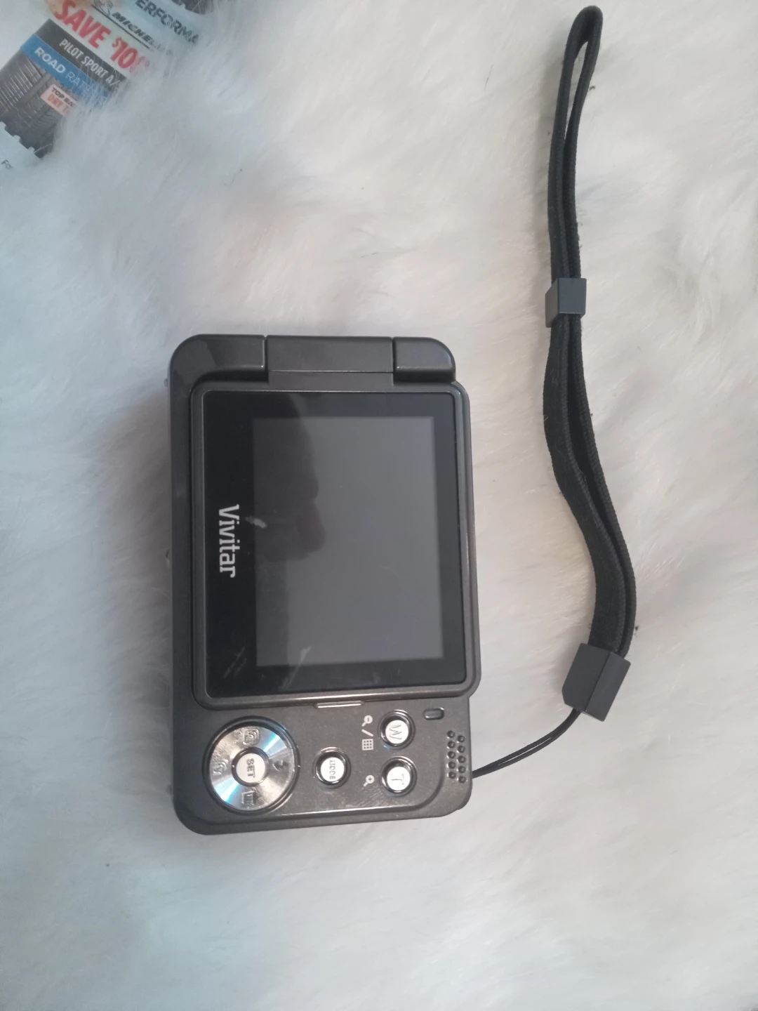 Vivitar Vivicam T028 Digital Camera - photo 2
