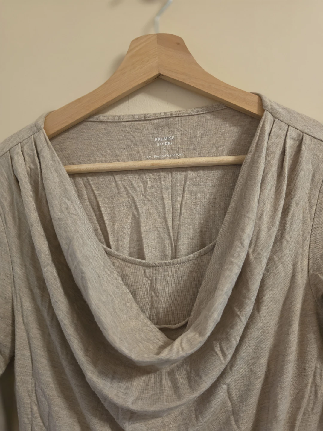 Beige Cowl Neck Long Sleeve Top, size S-M - photo 2