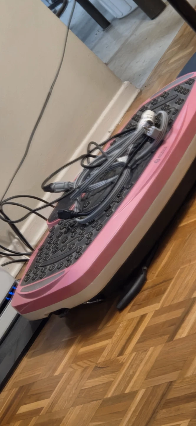 Pink Vibra Fit Vibration Plate Machine