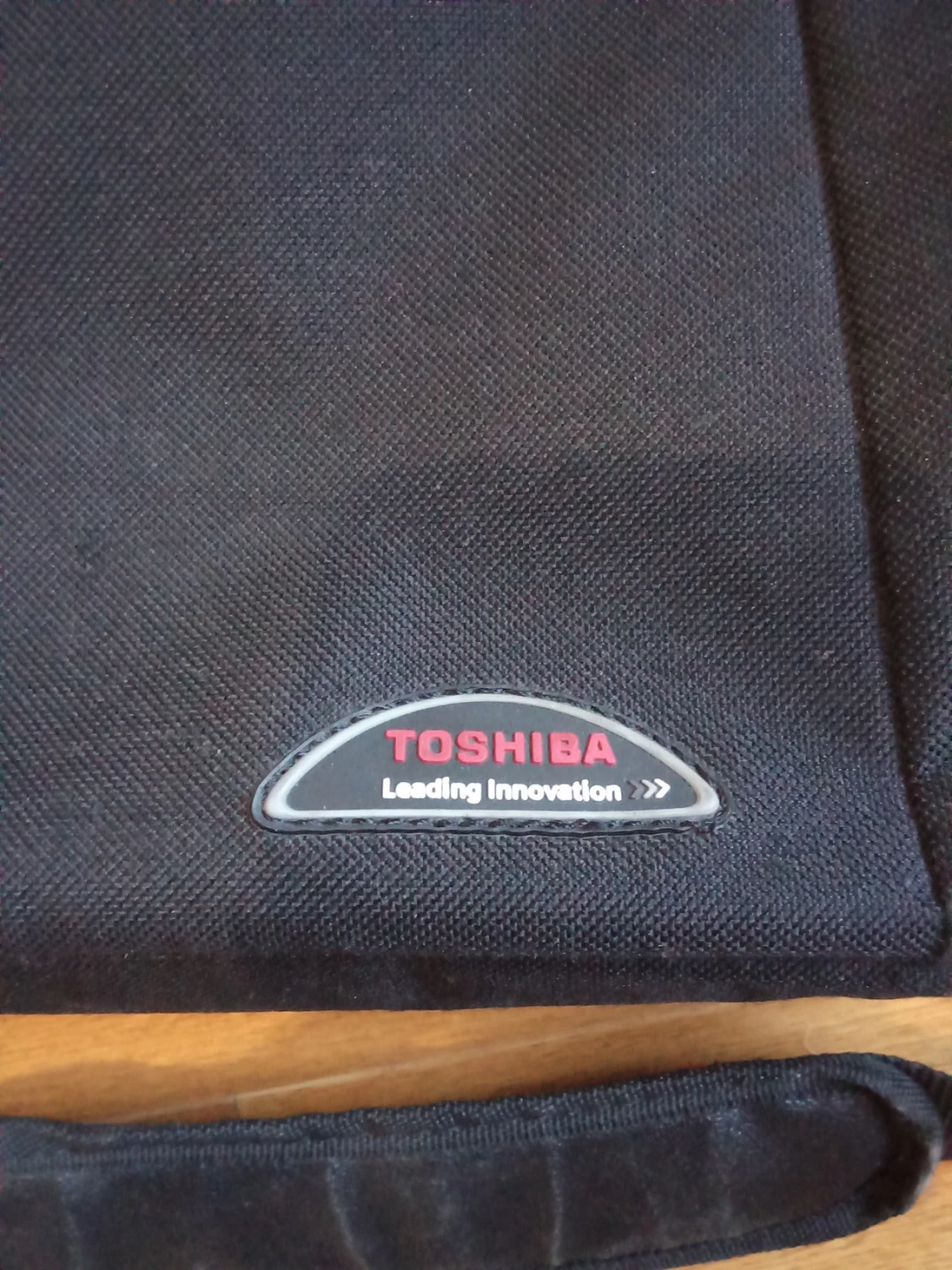 Toshiba Black Laptop Bag 13x10.5" - photo 3