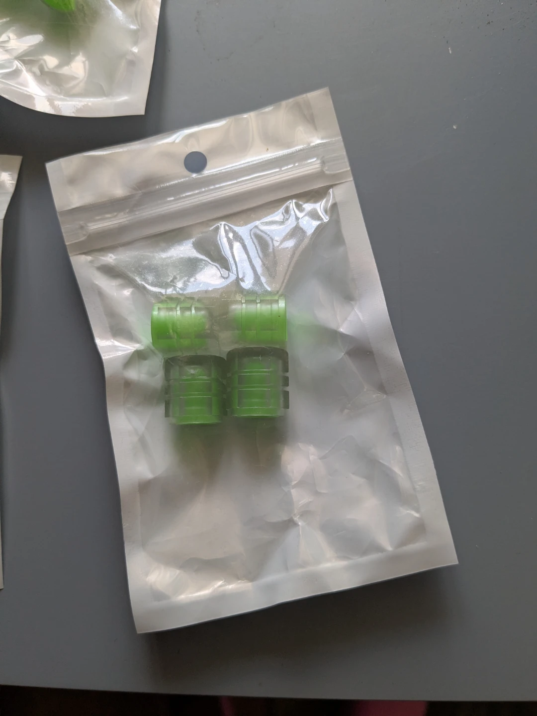 NWT Glow in the Dark Luminous Tire Valve Caps - photo 3