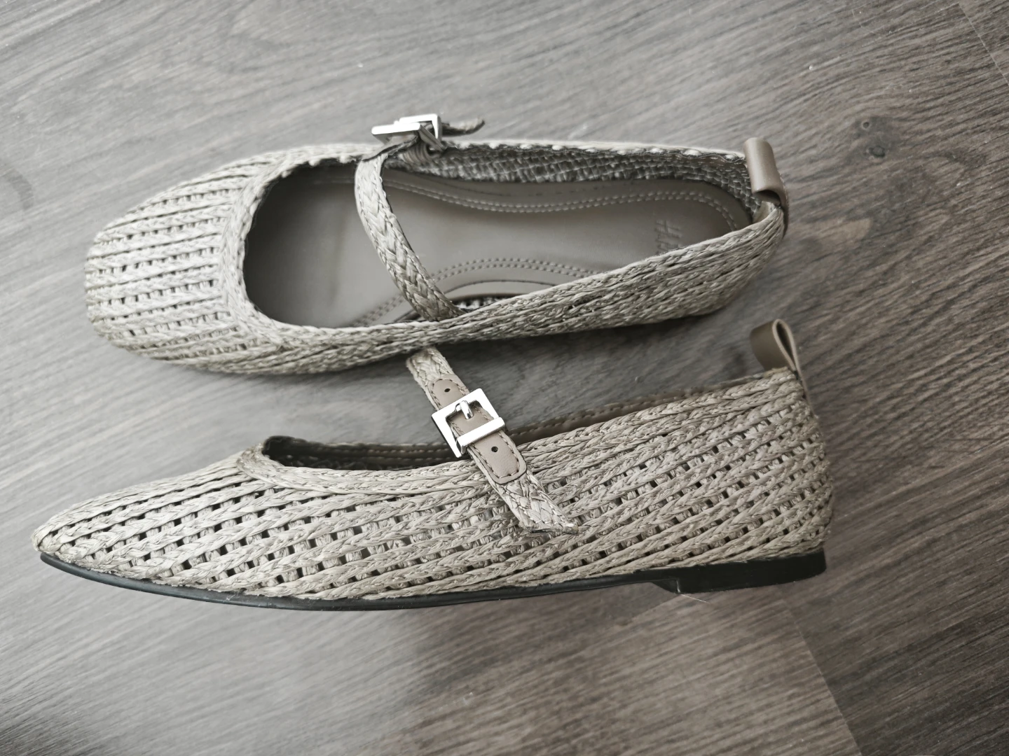 H&M Woven Mary Jane Flats - photo 2
