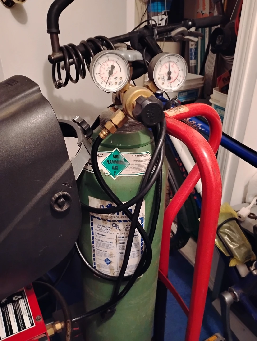 Lincoln Electric SP-135T Welder with argon gas cylinder - photo 2