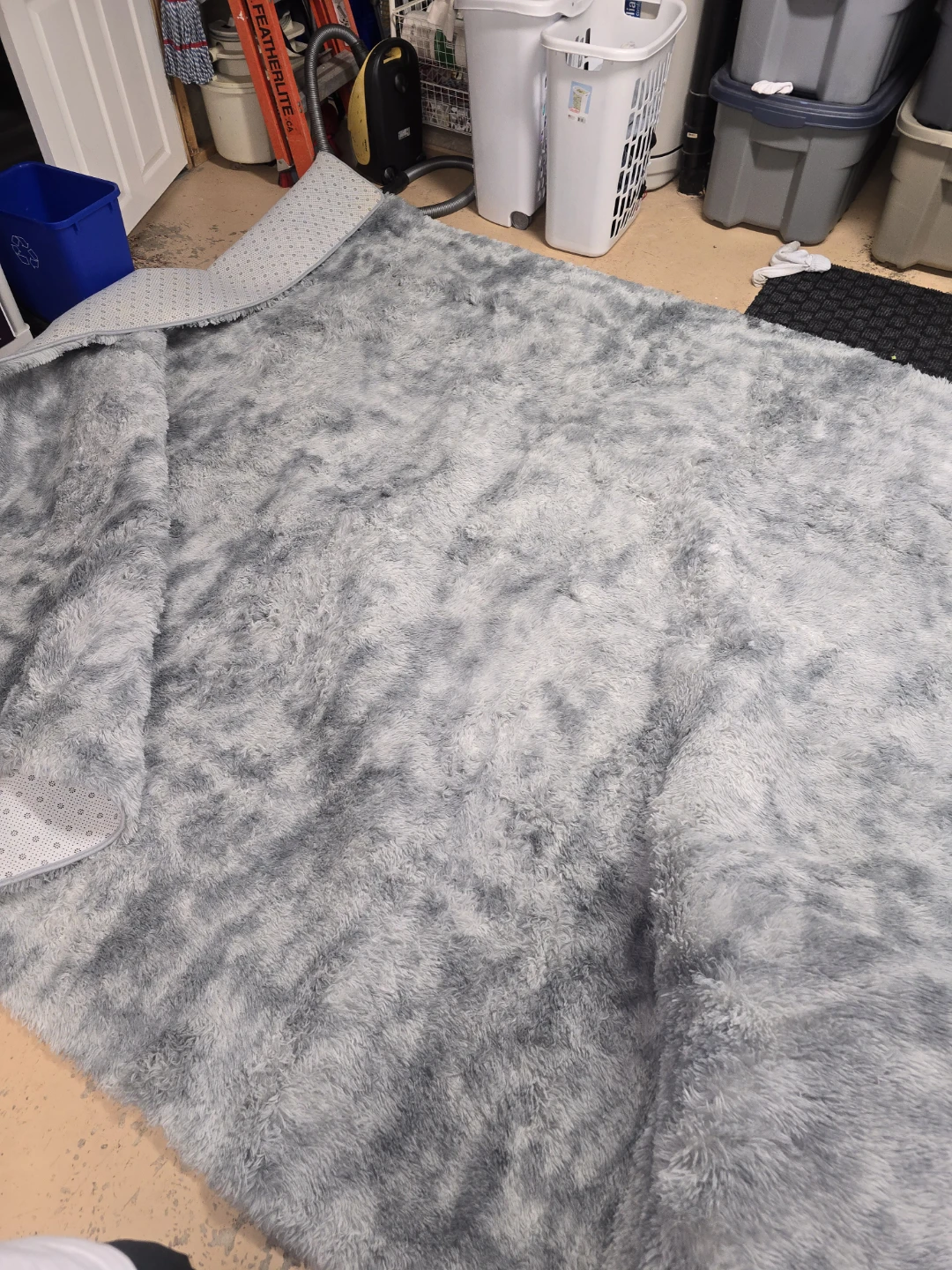 Grey Fluffy Area Rug - photo 2