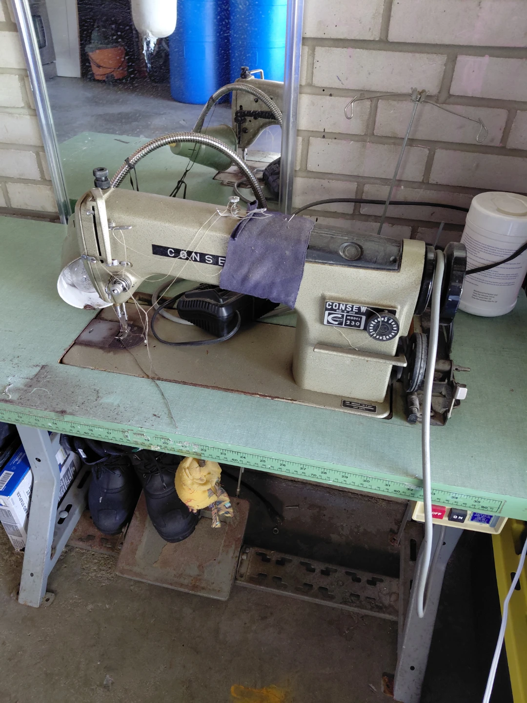 CONSEW Model 230 Industrial Sewing Machine