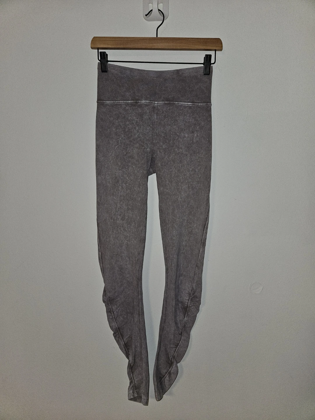 Lululemon Grey Wash Leggings Size 4