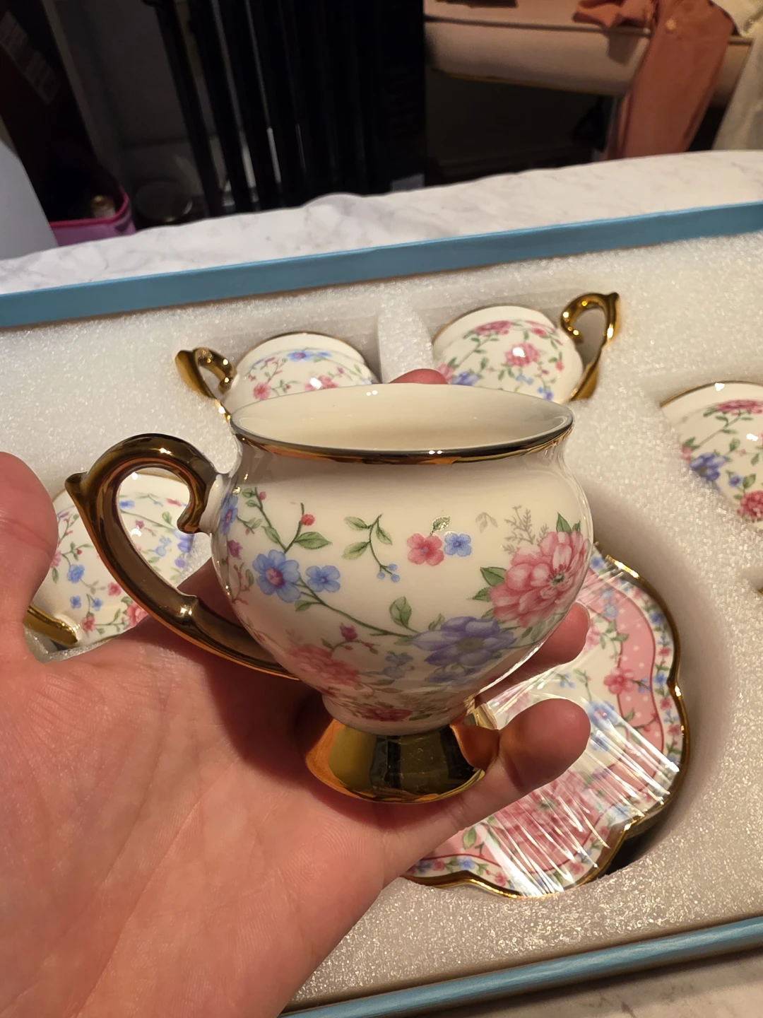 Tea Cup and Saucer Set - Floral Design - photo 2