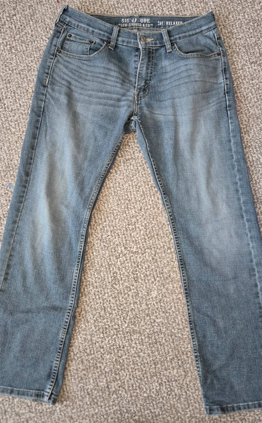 Levi Strauss Signature Relaxed Fit Jeans