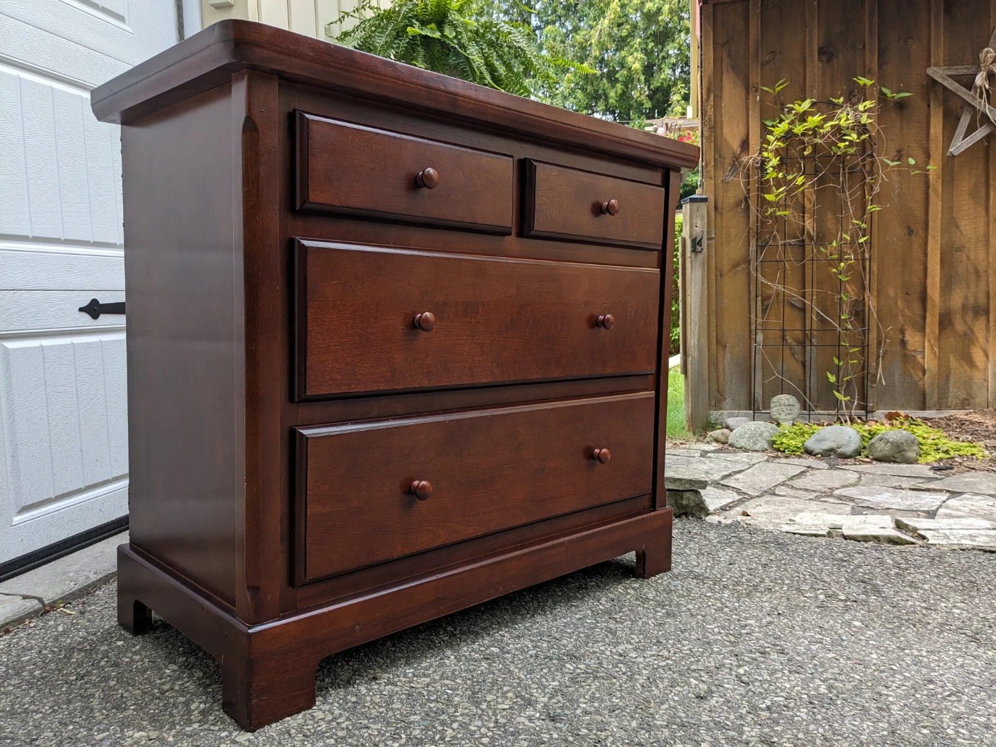 4 Drawer Chest in Solid Wood - photo 2