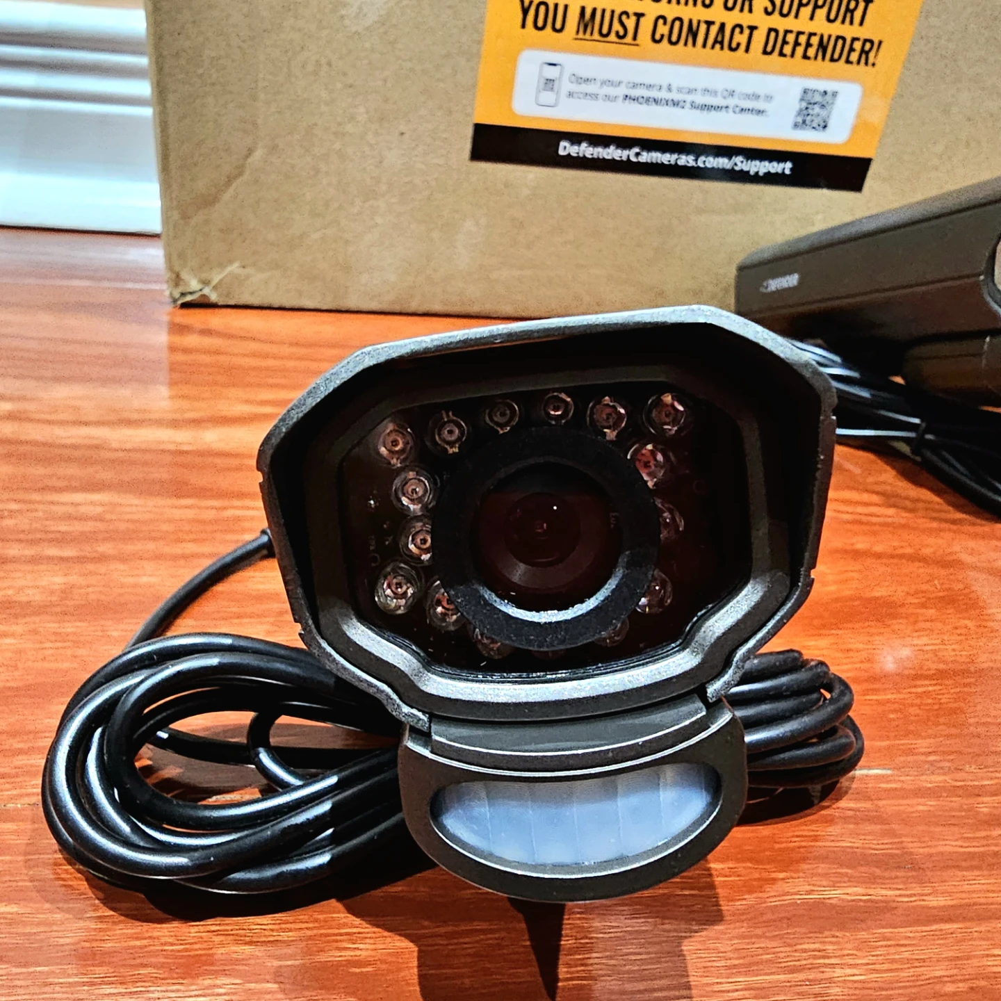Defender PhoenixM2 Wireless Security Camera Indoor & Outdoor - photo 3