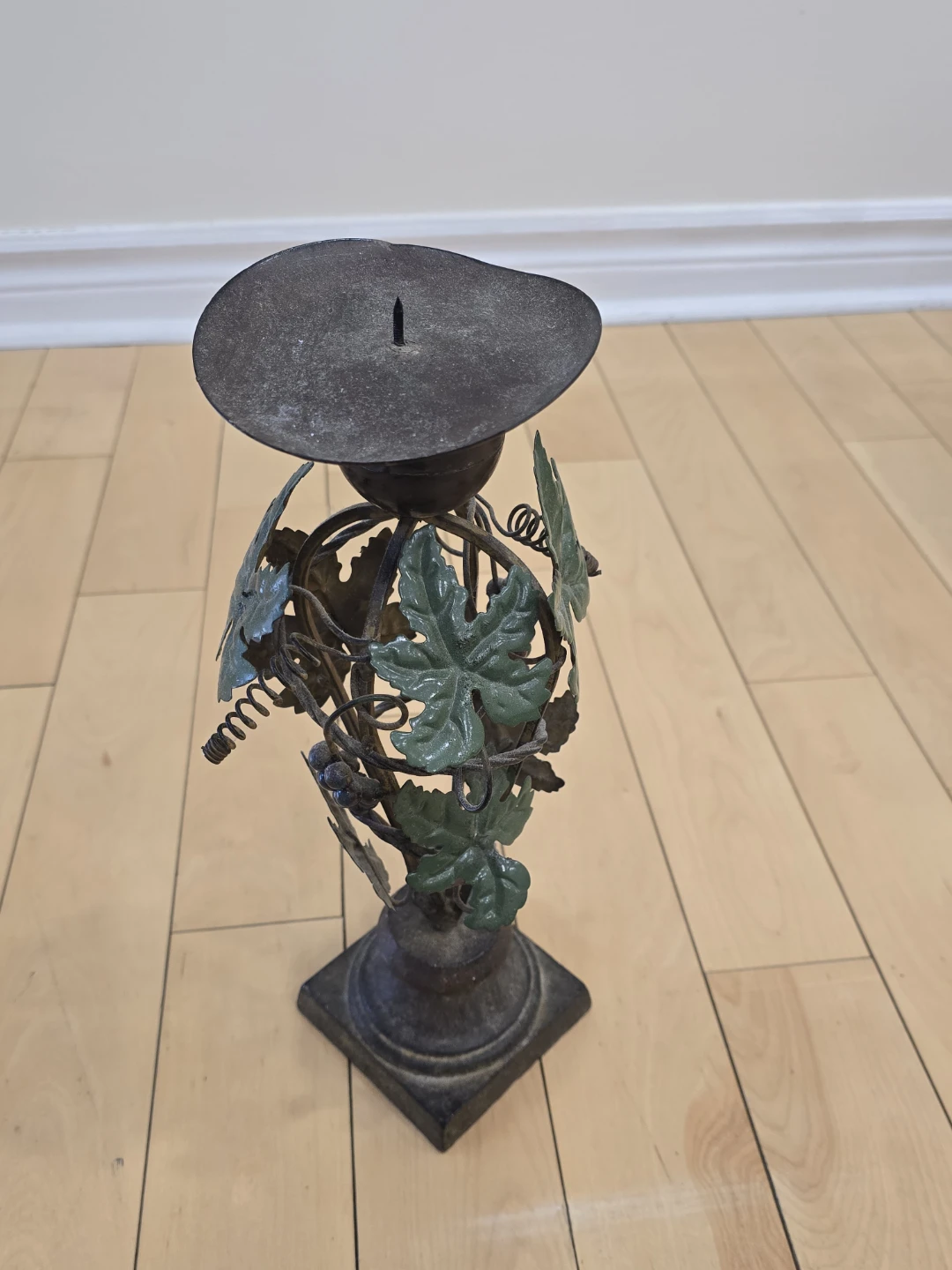 Metal Candle Holder with Grapevine Design - photo 2