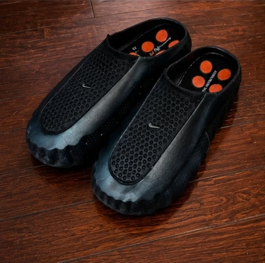 Nike mind slides