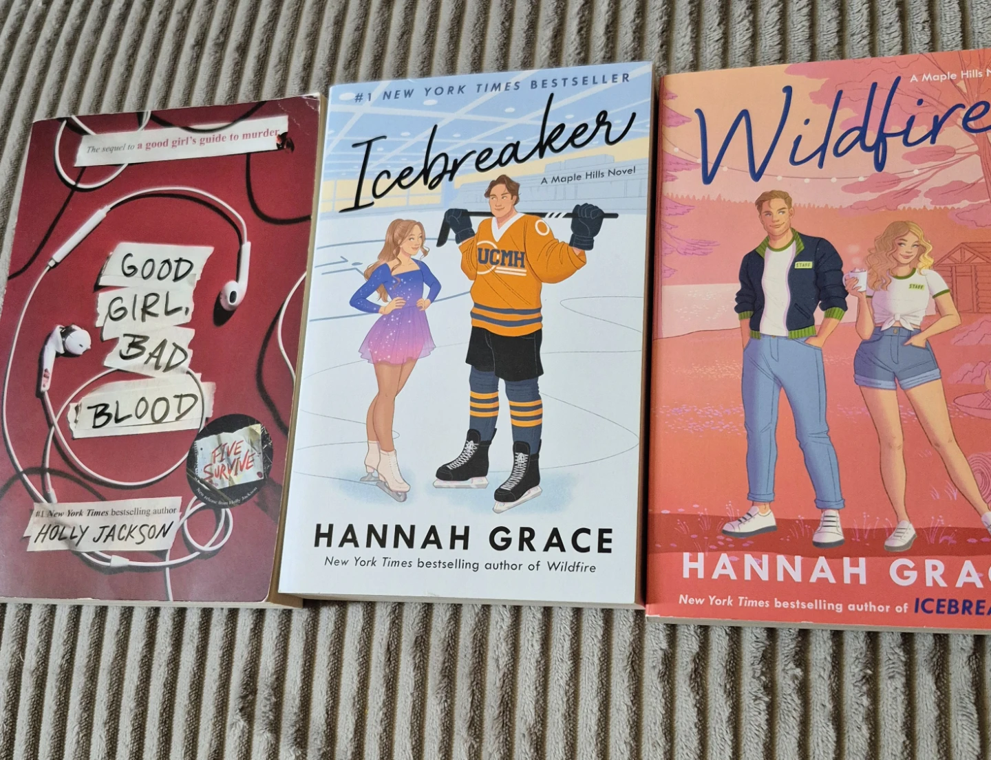 BN)Holly Jackson-Hannah Grace books - Icebreaker & Wildfire