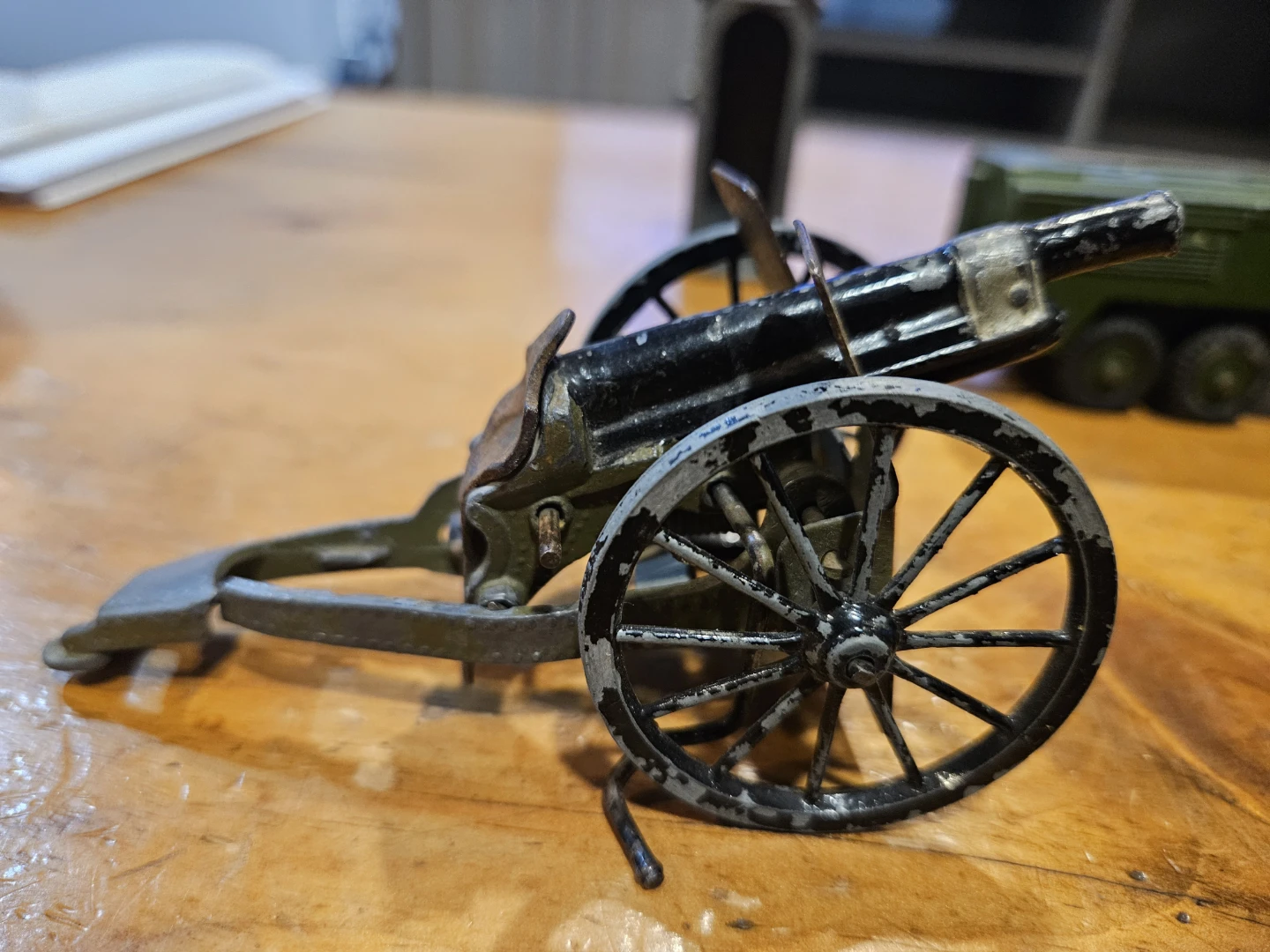 1950s dinky toys. Vintage Toy Cannons Set - photo 2