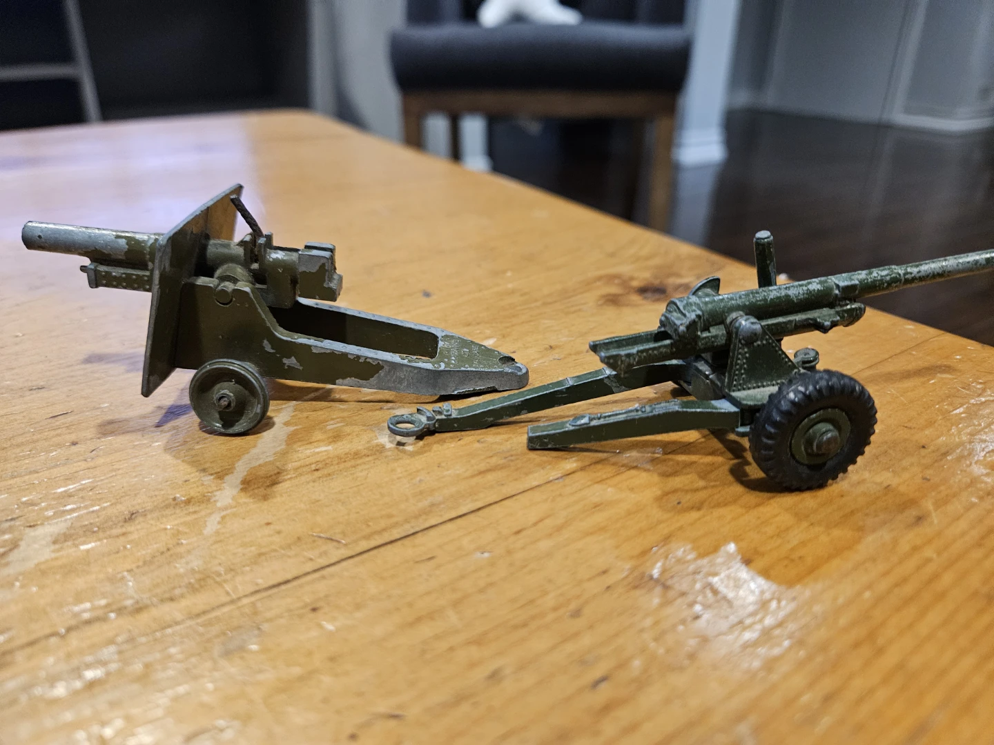 1950s dinky toys. Vintage Toy Cannons Set - photo 3