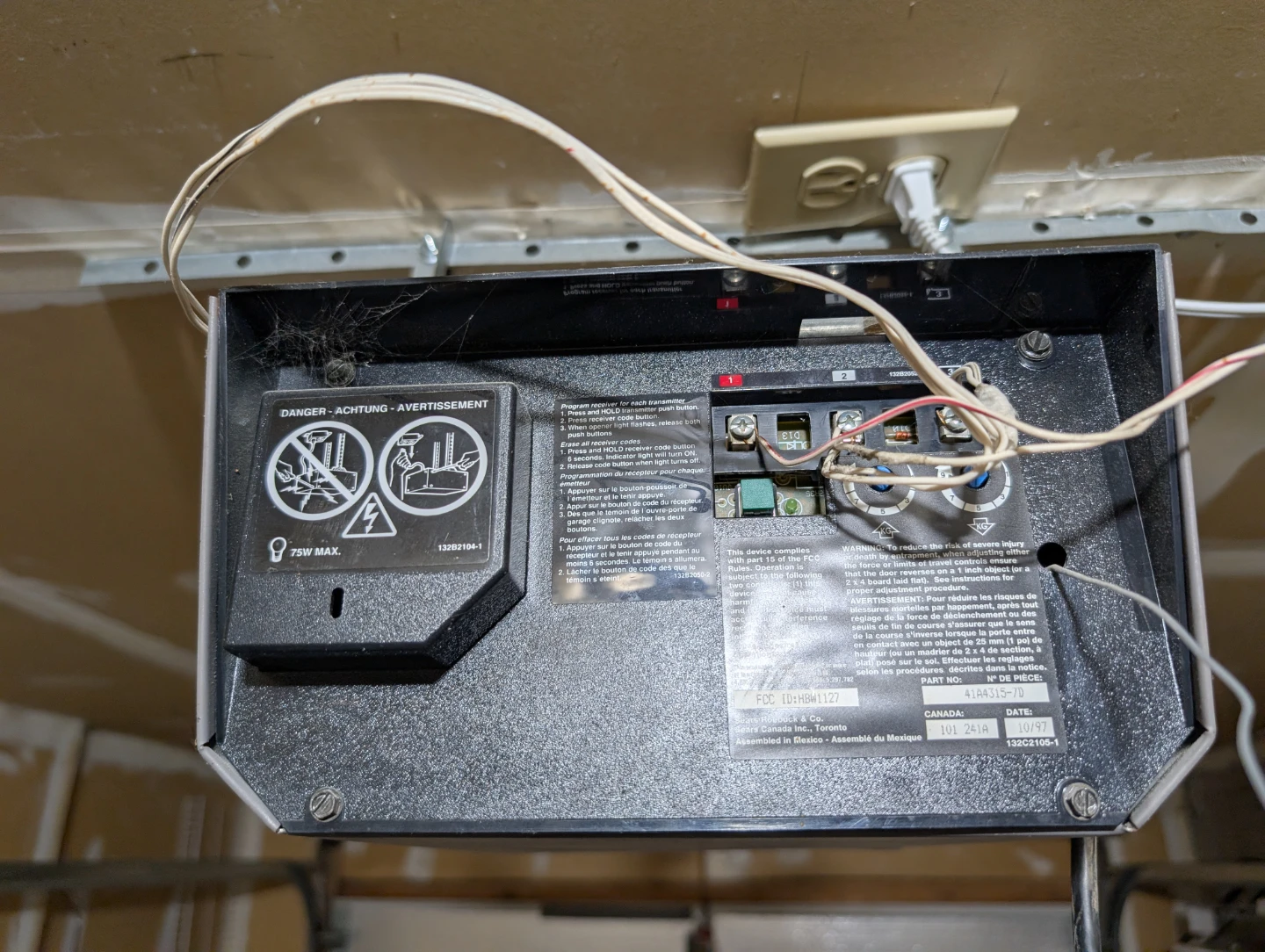 Craftsman 1/2 HP Garage Door Opener - photo 3