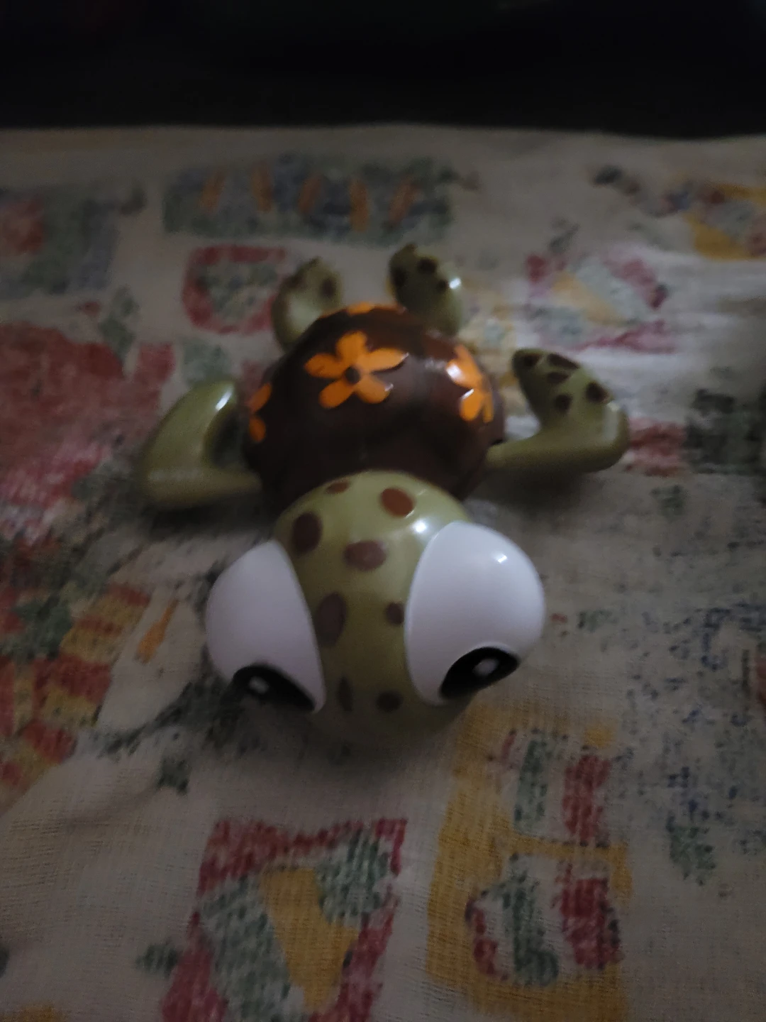 Disney Pixar Finding Nemo Turtle Squirt plastic Figure - photo 2