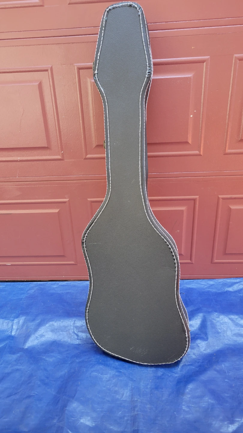 Hard Shell Guitar Case & music stand - photo 4