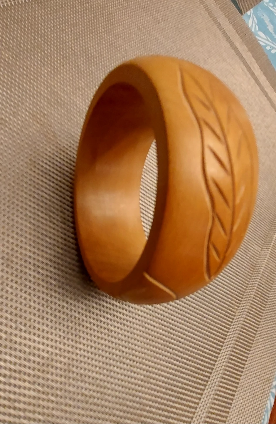 Carved wooden cuff bracelet - photo 5