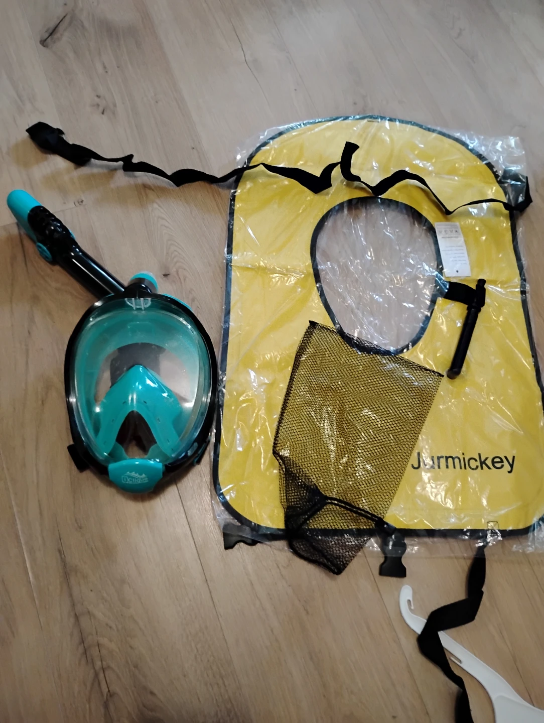 Jurmickey Full Face Snorkel Mask with Vest - XL