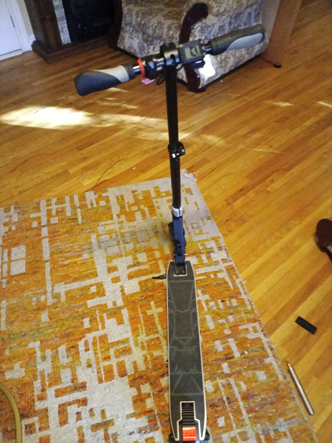 Swagtron sg8 Electric Scooter - photo 2