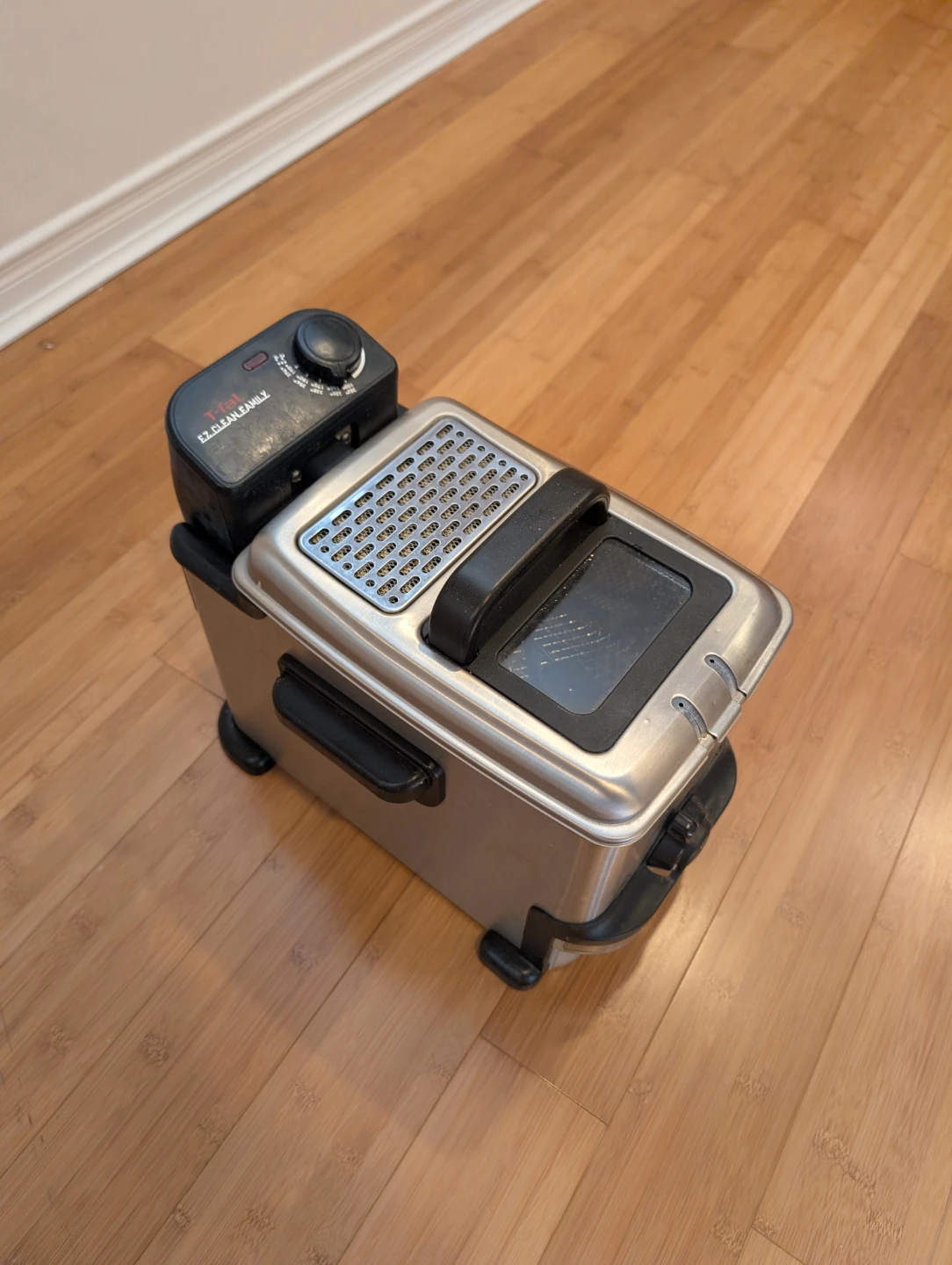 T-fal EZ Clean Family Deep Fryer - photo 3