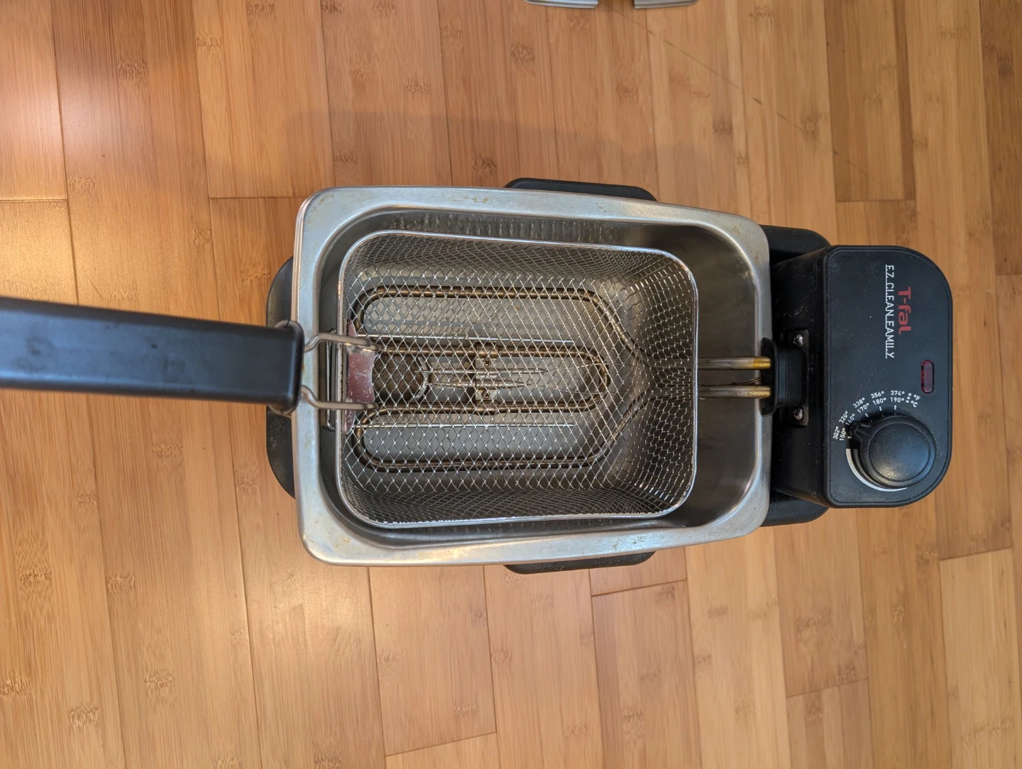 T-fal EZ Clean Family Deep Fryer - photo 4