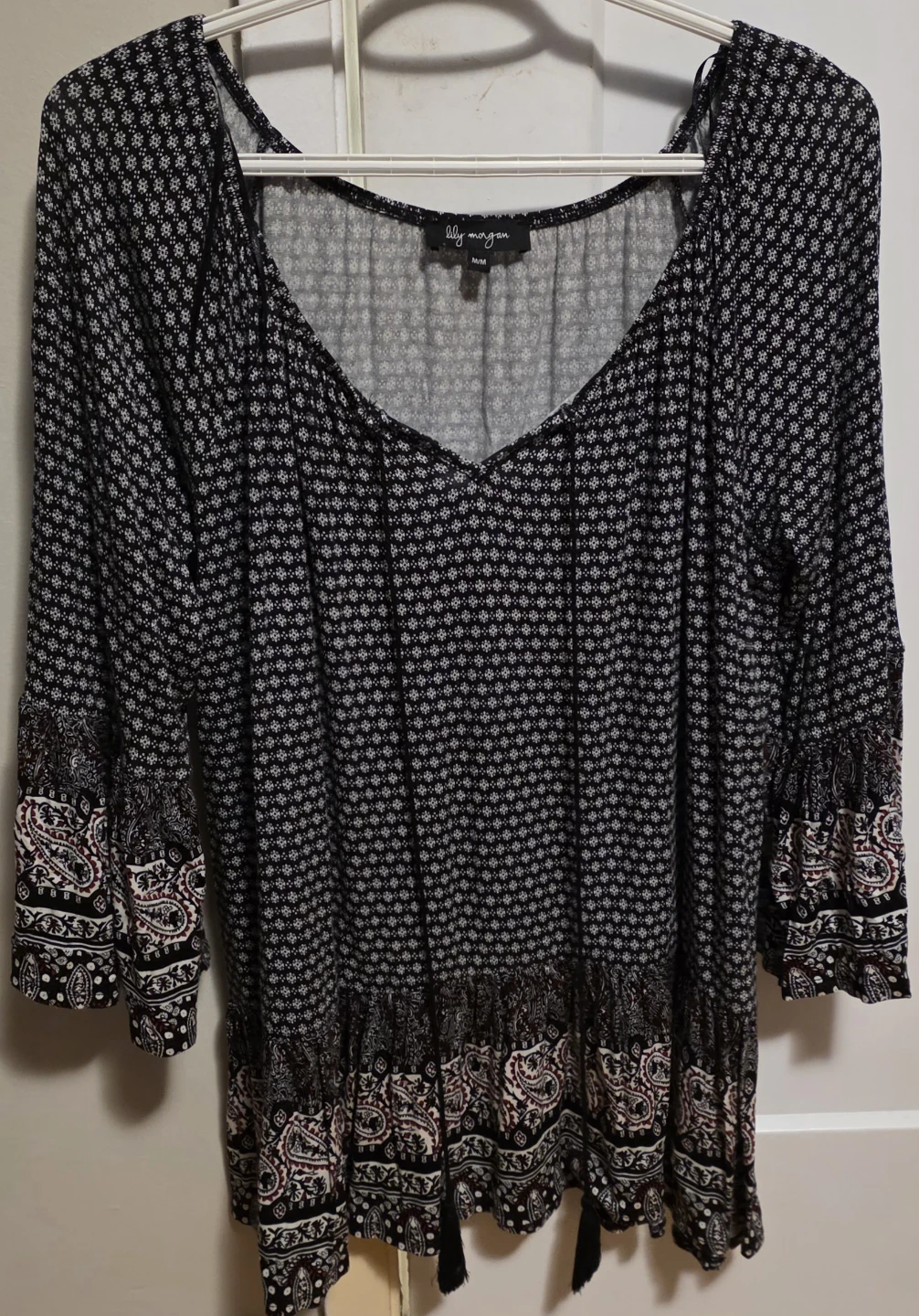 5 Womens Medium Tops - photo 3